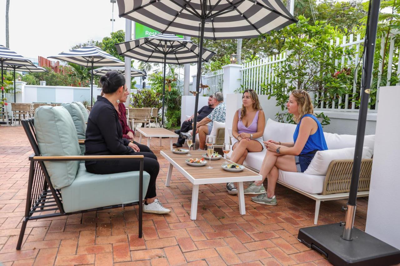 Hotel ibis Styles Cairns Extérieur photo